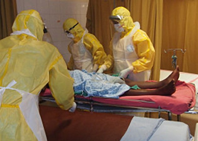 Apoyo a la reapertura de los servicios en el Saint Joseph Catholic Hospital de Monrovia tras la epidemia de Ébola.